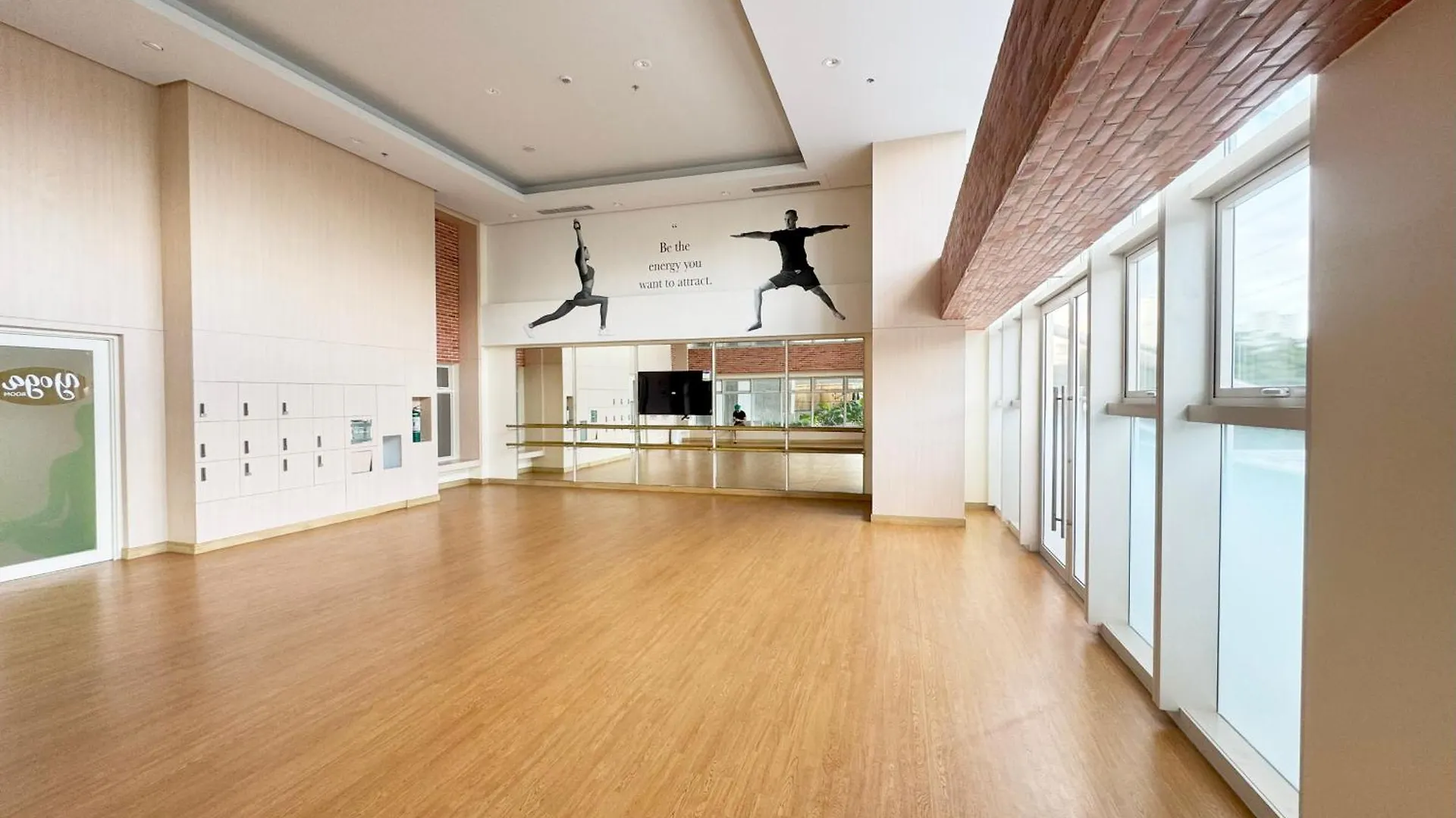 Elegant 1 Bedroom Apartment With Great Facilities And Perfect Location Manila 0*,