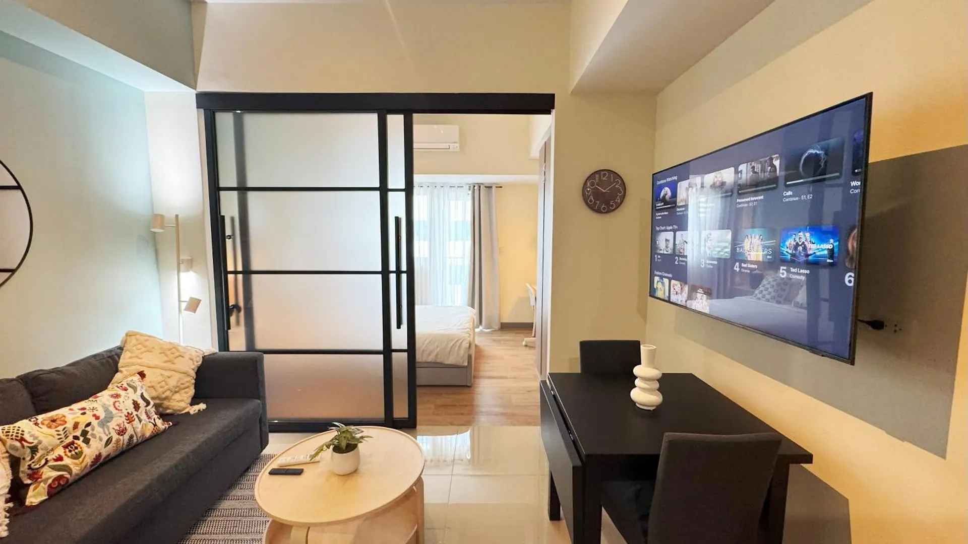 Elegant 1 Bedroom Apartment With Great Facilities And Perfect Location Manila