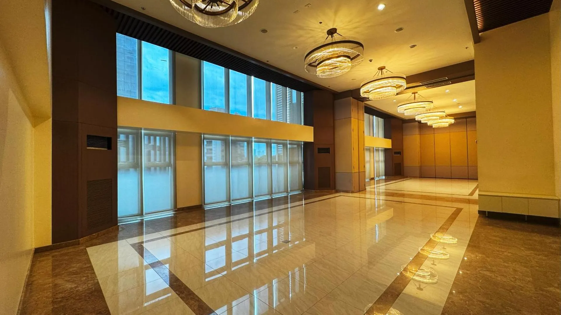 Elegant 1 Bedroom Apartment With Great Facilities And Perfect Location Manila