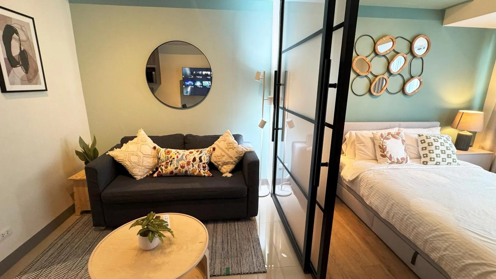 Elegant 1 Bedroom Apartment With Great Facilities And Perfect Location Manila