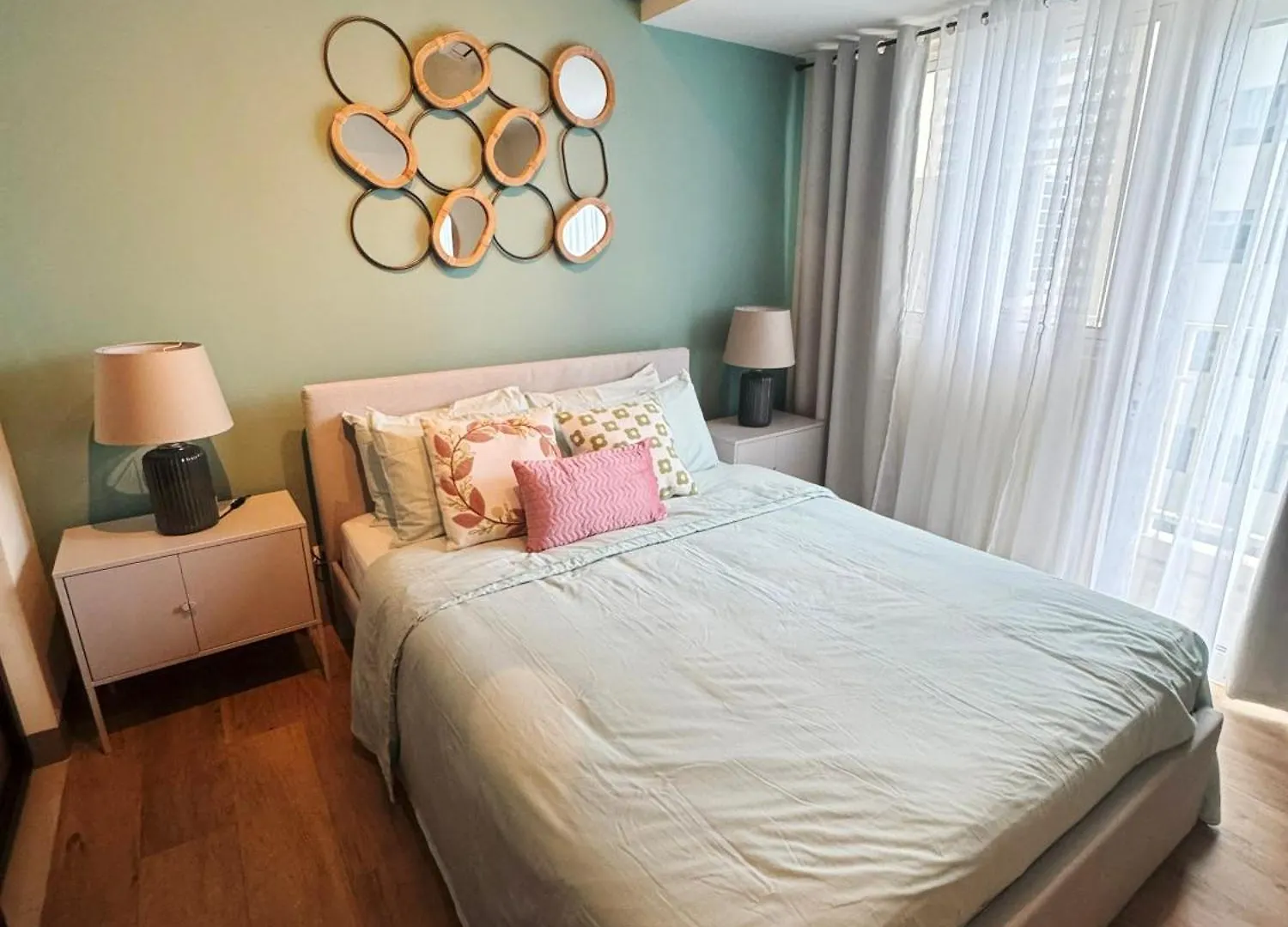 Elegant 1 Bedroom Apartment With Great Facilities And Perfect Location Manila 0*,  Philippines